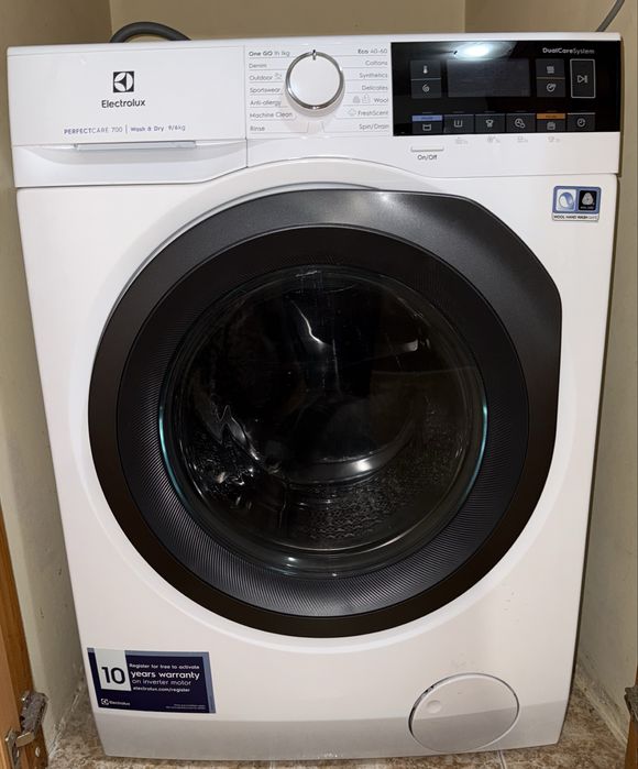 Пералня със сушилня Electrolux Perfect Care 700