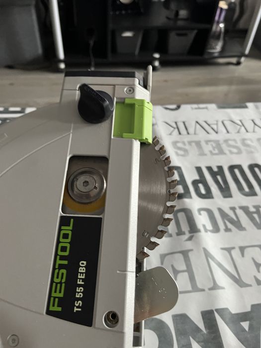 Потъващ циркуляр Festool TS 55 FEBQ- Plus перфектен