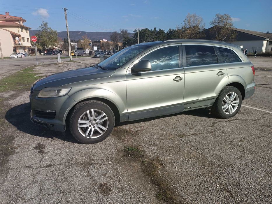 Q7 Audi Работи добре