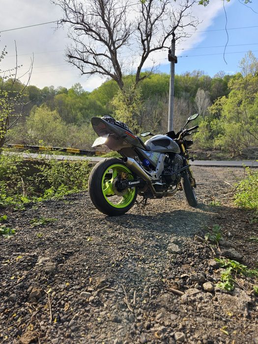 Kawasaki Z1000 2006