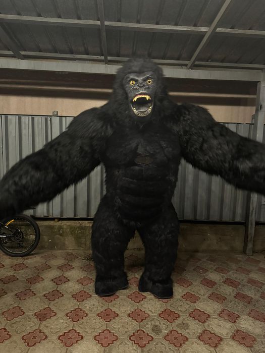 Костюм кинг-конга аниматоры