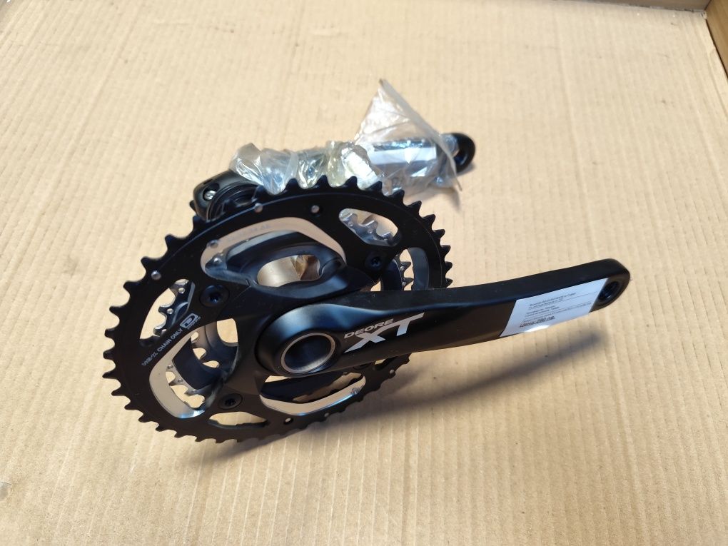 Шосейни и MTB команди със спирачки ULTEGRA и 105 , курбели XT и FSA