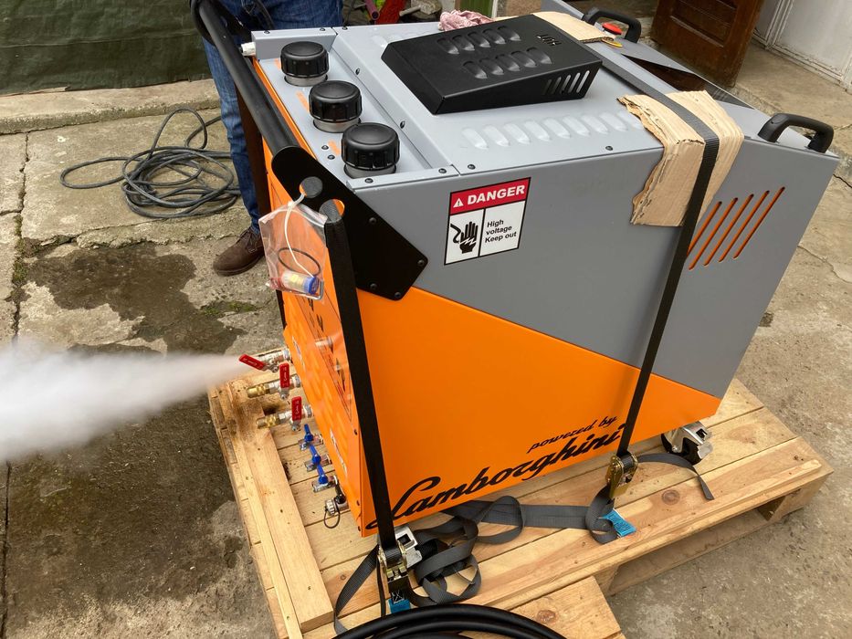 Echipament profesional spalat/dezinfectat cu aburi