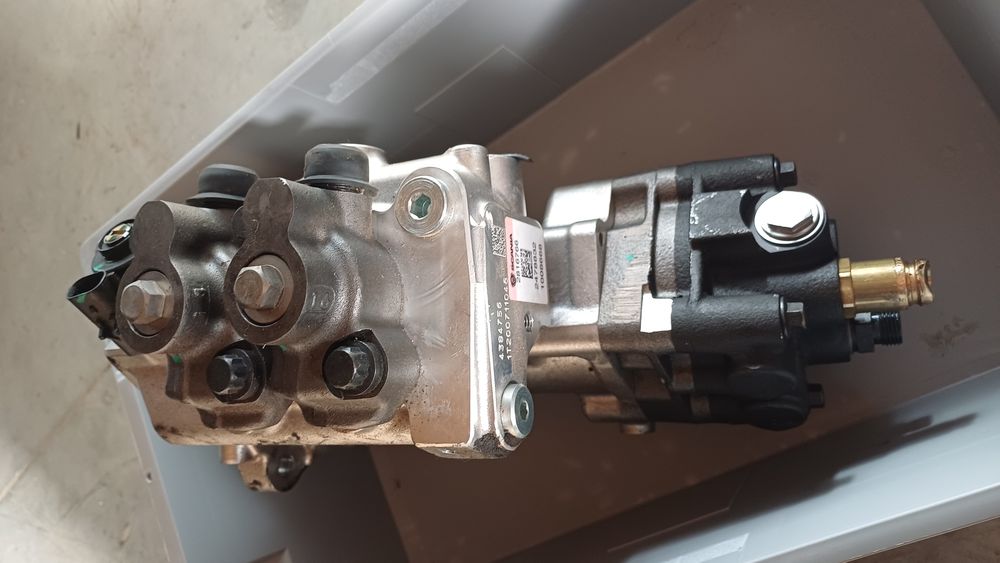 Pompa injectie Scania,pompa motorina scania 2478832 sau 4384756   km 0