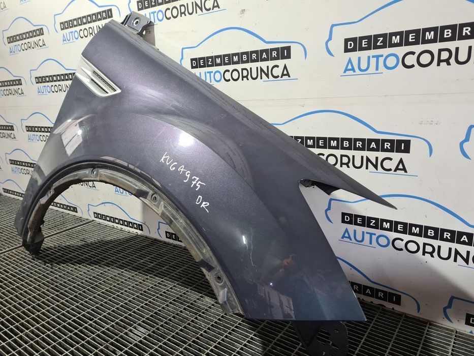 Aripa Dreapta Fata Ford Kuga 2012 - 2014 4 Usi GRI (975)
