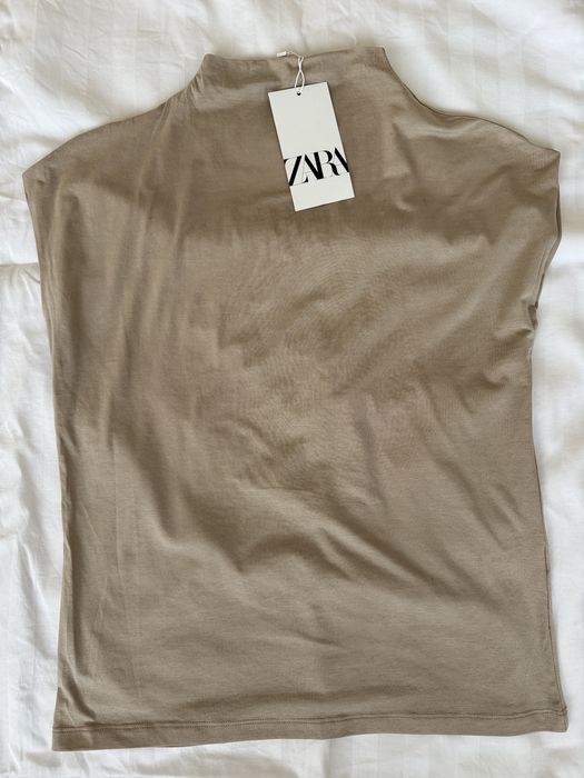 Нова дамска тениска без ръкави Zara