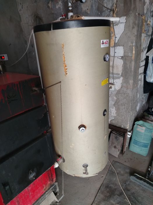 Vand puffer bazin centrala