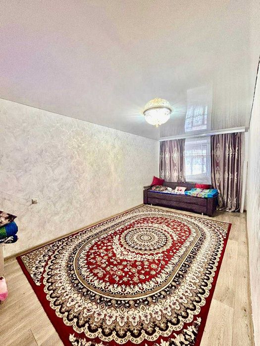 Продам 2 ком квартиру в районе КСК