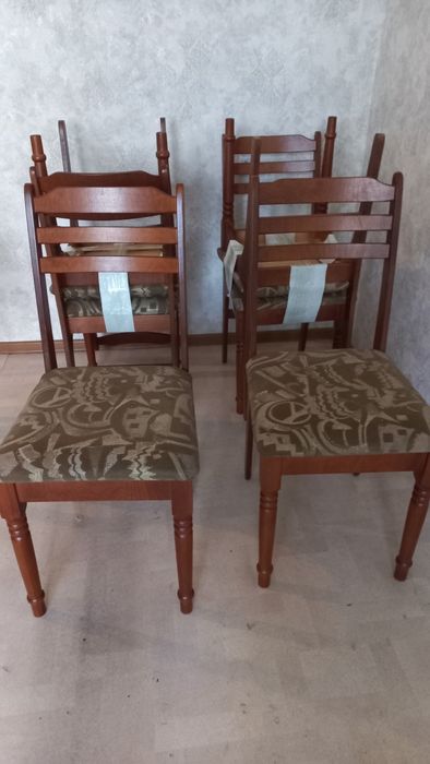 Продам стулья 6 штук