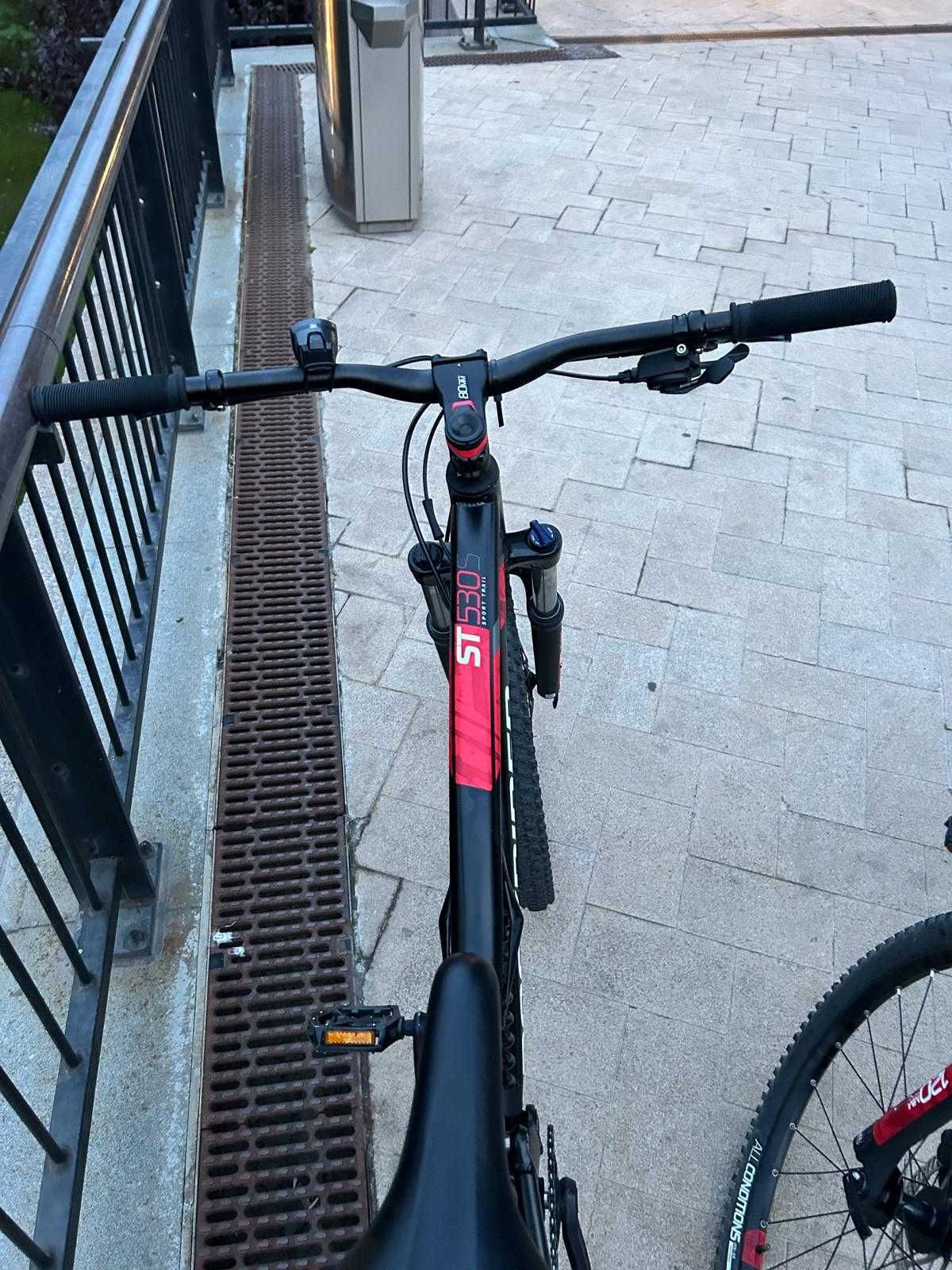 Bicicletă rockrider st530s
