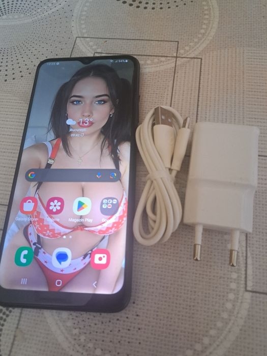 Vand doua telefoane samsung