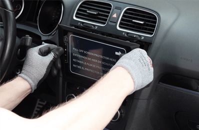 Montăm Navigații, Camere de Marșarier, DVR și Subwoofere +statie audio