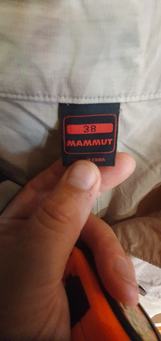 Mammut pantaloni 38