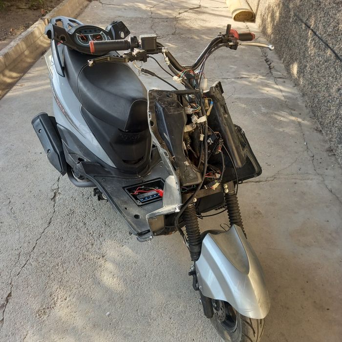 Продам скутер М 12