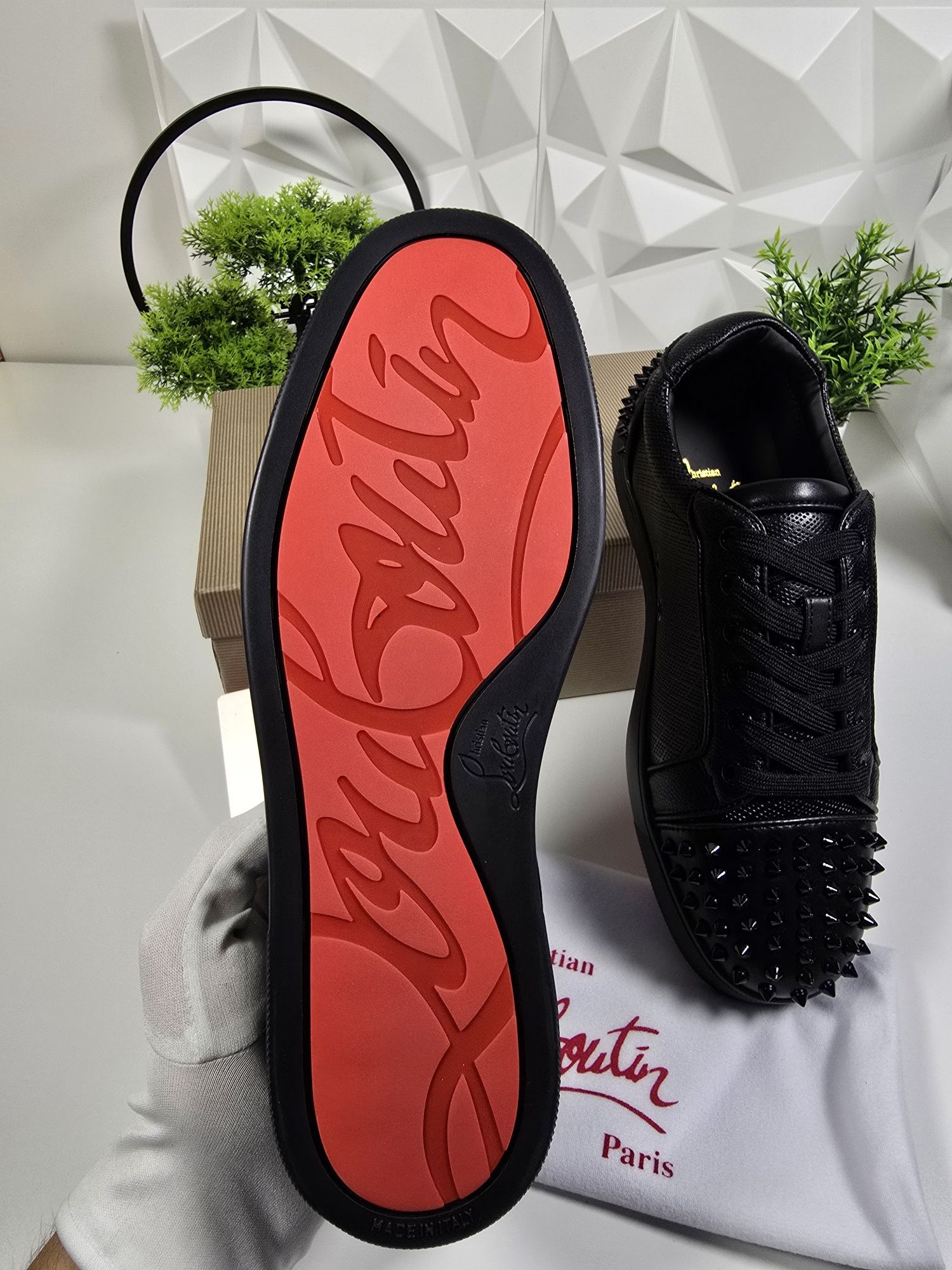 Обувки Christian Louboutin