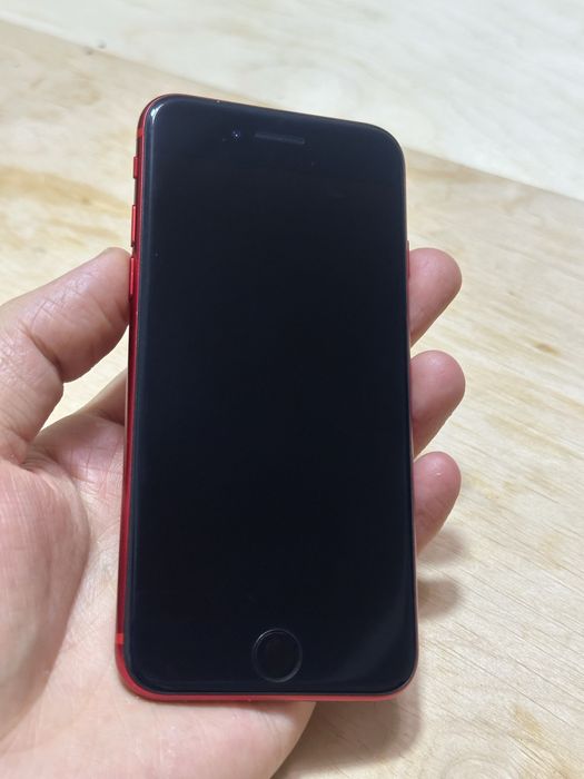 Iphone Se 64 Gb sotiladi