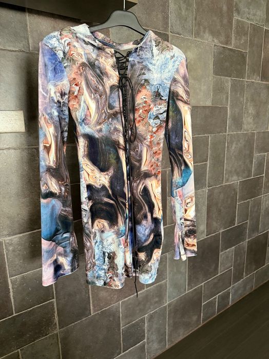 Лимитирана рокля HM studio