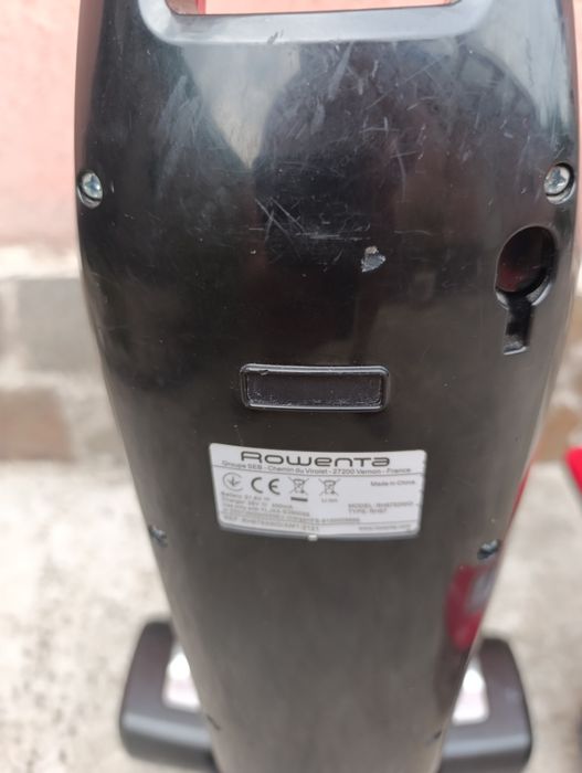 Aspirator vertical  fara fir 2 in1 force Rowenta RH6756 wO