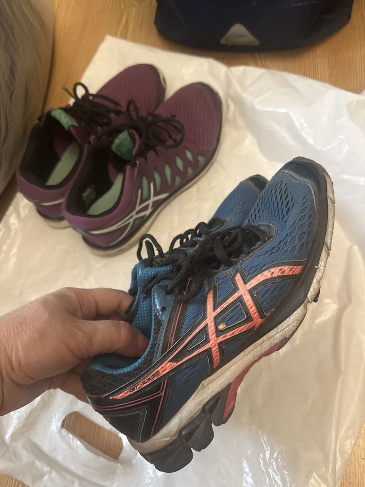 Крассовки для девочек Asics