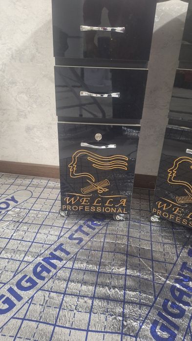 Каталка для барбешопа