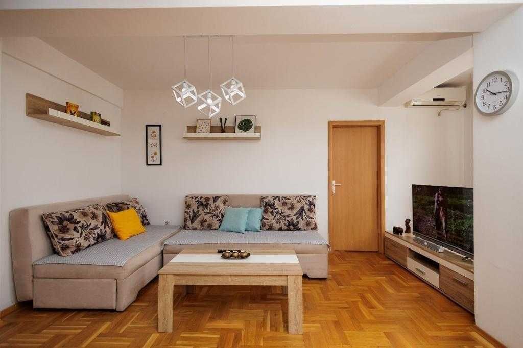 Дава се под наем Двустаен апартамент в Бургас, Лазур - 64 кв.м за 280.5 € - Снимка #1