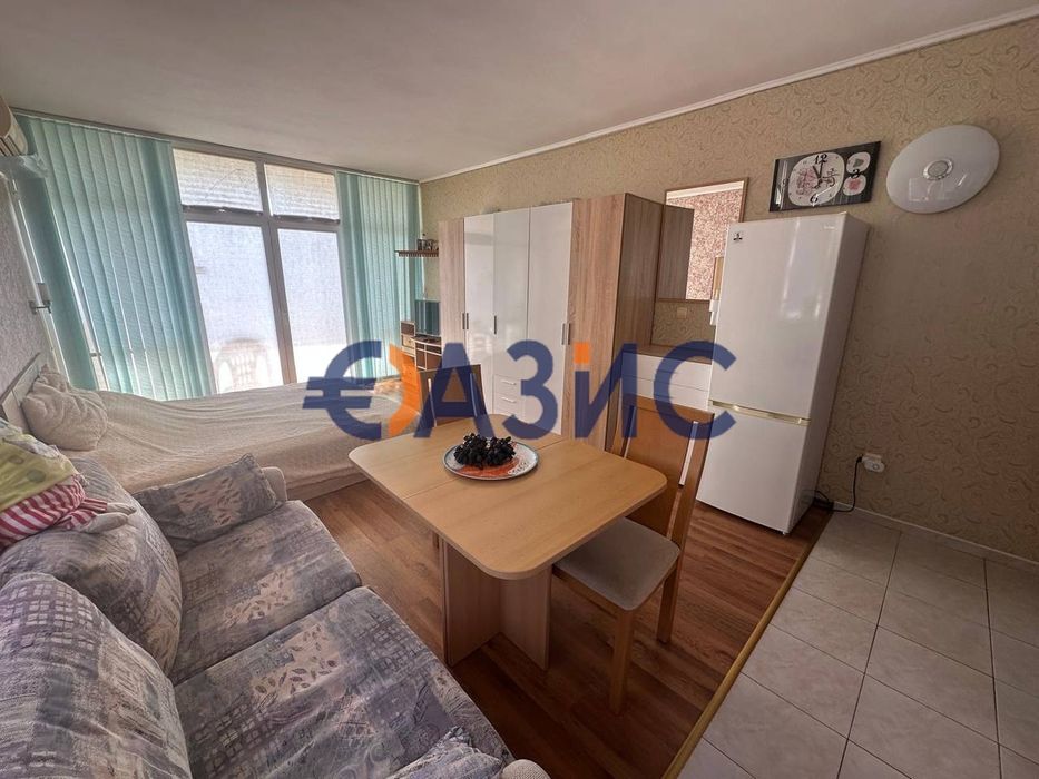 Студио в комплекс „Семирамида Гардънс“, 56 кв.м., Слънчев бряг,