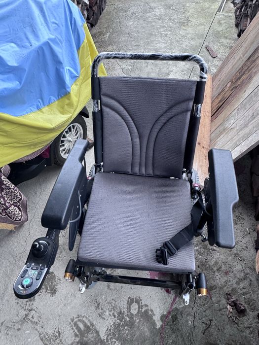 Акумулаторна инвалидна количка