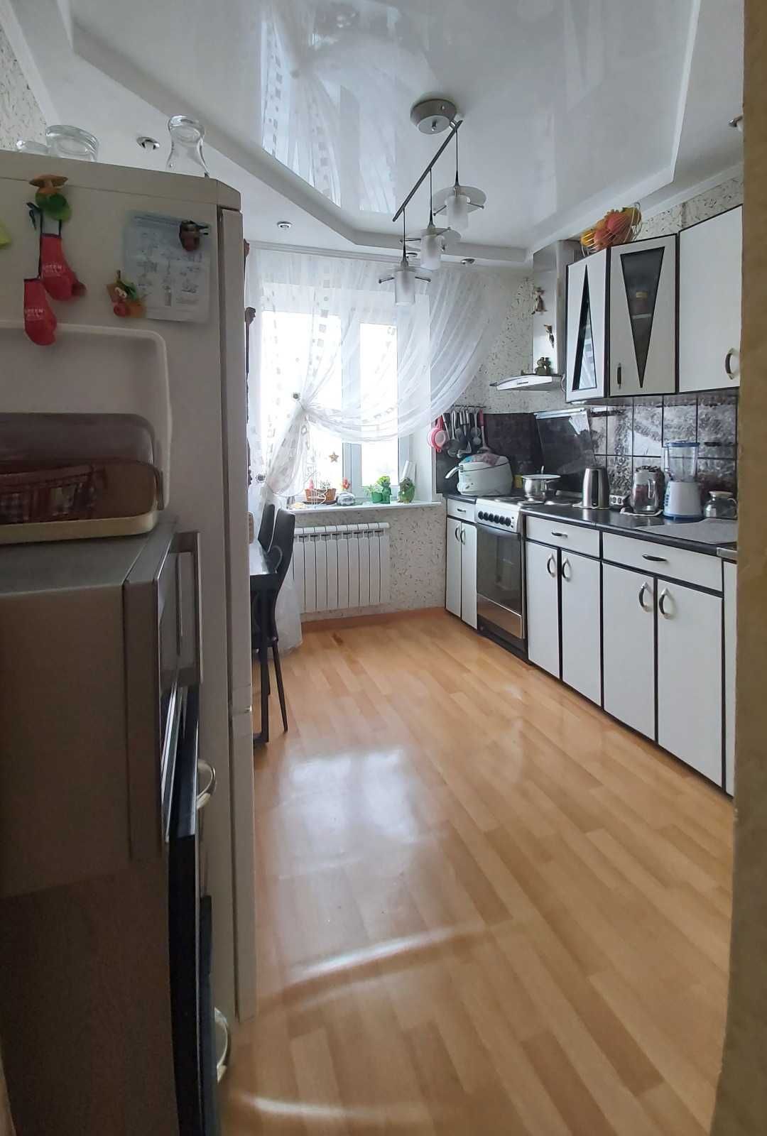 Продам 4-х комн. квартиру улучшенной редкой планировки в мкр. Орбита