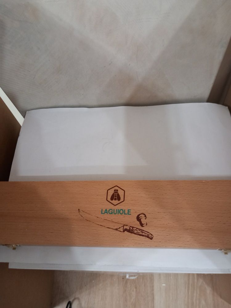 Нож за отваряне на шампанско Laguiole