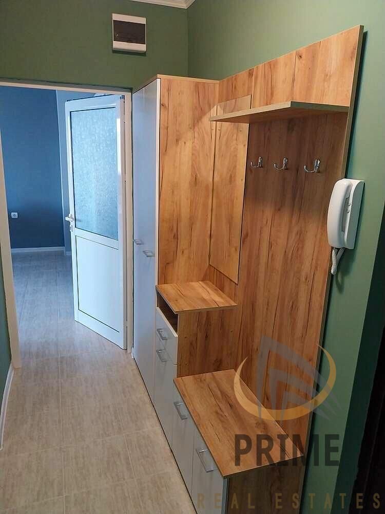 Дава се под наем Двустаен апартамент в Бургас, Изгрев - 50 кв.м за 357 € - Снимка #4