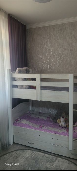 Продам 2 ярусную кровать