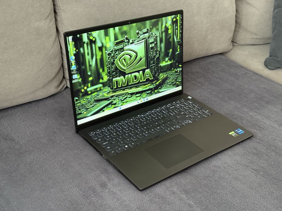 16’FHD+IPS/i7-12700H/RTX 3050/Dell Vostro 7620/16GB DDR5/512GB SSD