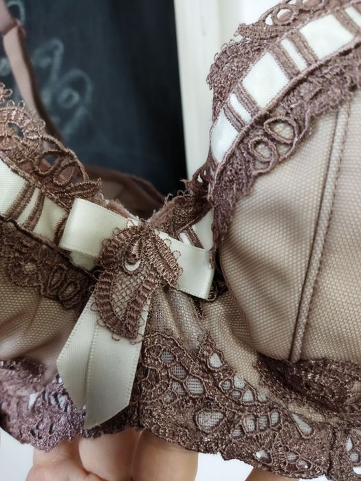 Sutien model superb din dantela mărimea S