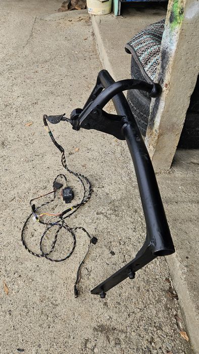 Теглич за Голф 4