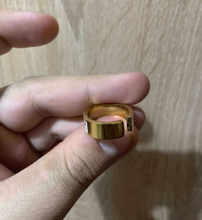 Fendi оригинален пръстен