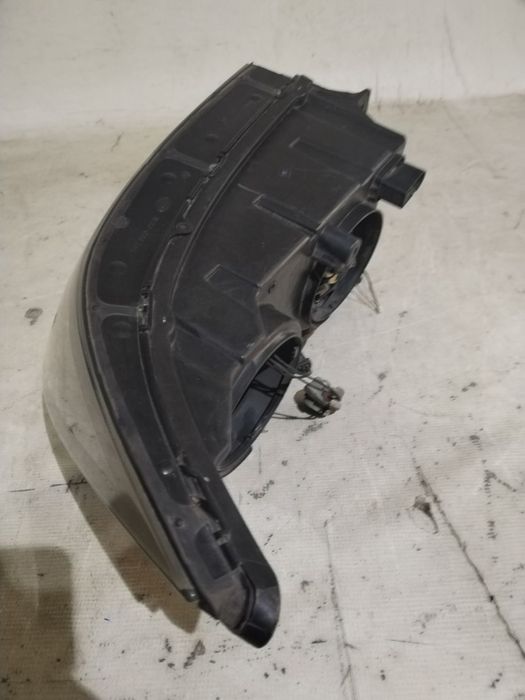 Far dreapta VW Crafter, 2007, 2008, 2009, 2010, 2011, 2012, 2013, 2014, 2015, 2016, 2017, cod origine OE 2E1941016.