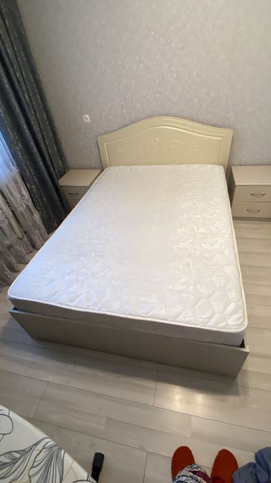 Продается кровать, в хорошем состоянии