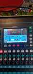 Mixer digital Allen & Heath Qu-16 cu Flight Case