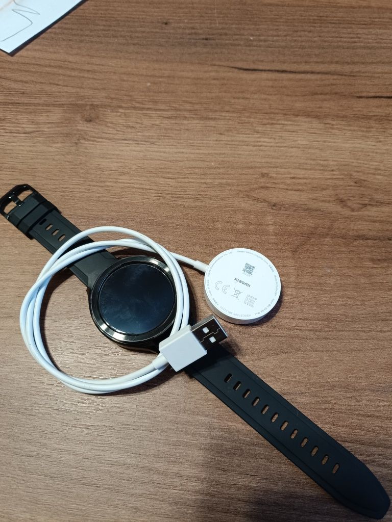 Продавам Xiaomi Watch 2 Pro LTE с eSIM – отлично състояние