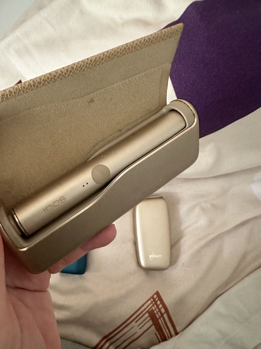 Doua Dispozitive vapat pretul este pentru toate 3