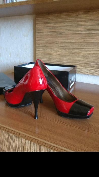 Туфли женские лакированные