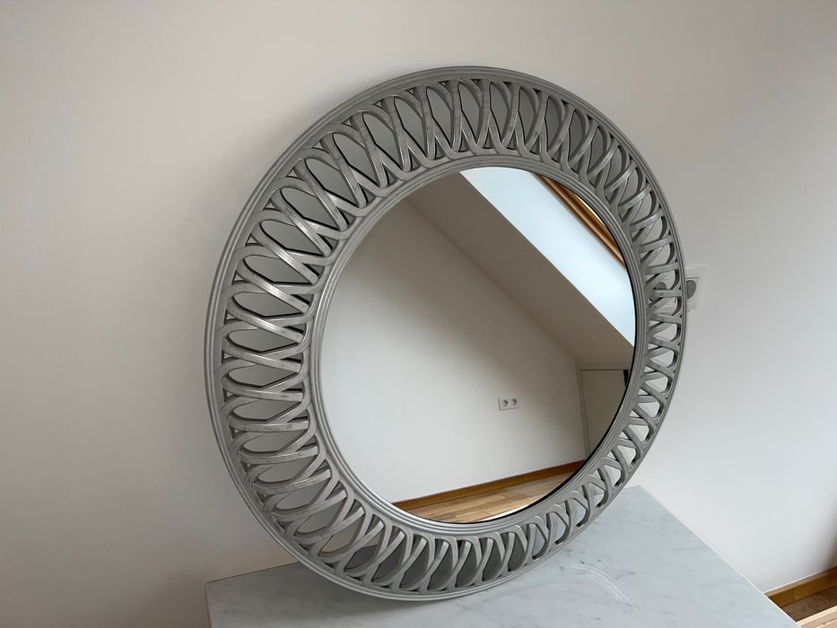 Кръгло огледало в сребрист цвят, 70 см