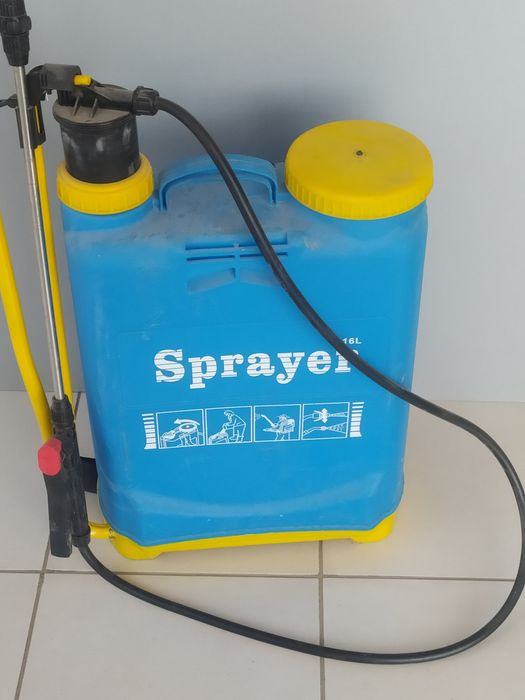 Продается опрыскиватель 16 л,20 л производство Китай