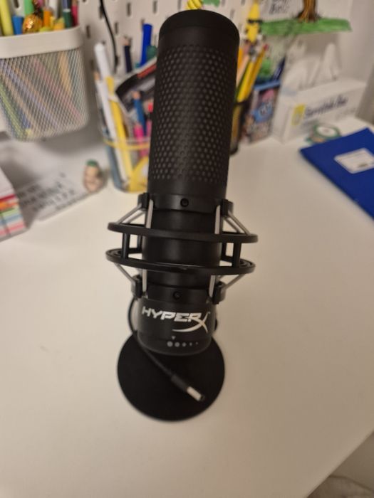 Microfon hiper x QuadCast