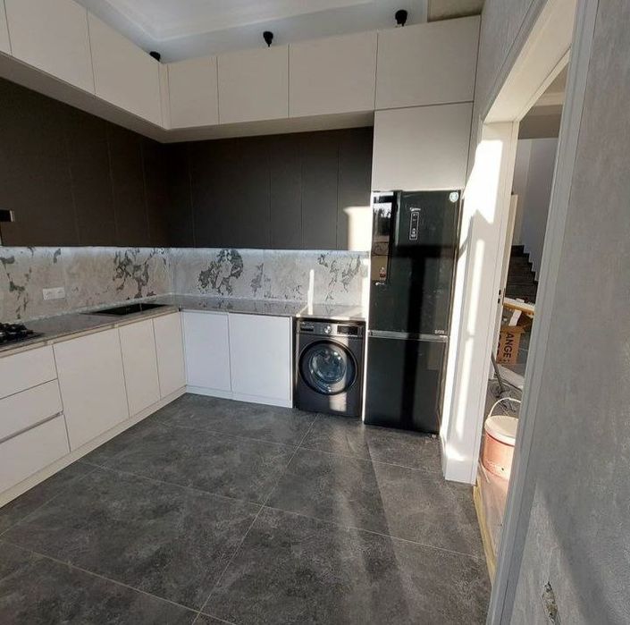 Kuxni mebel 2700 akril