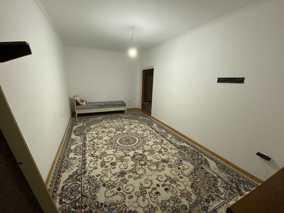 Сдаётся квартира на долгий срок в районе левый берег