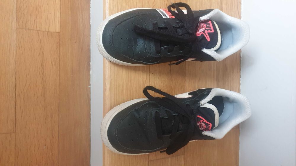 Спортни обувки Nike