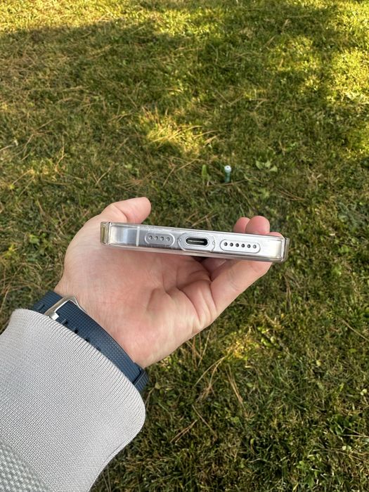 Iphone 15 pro max 90%