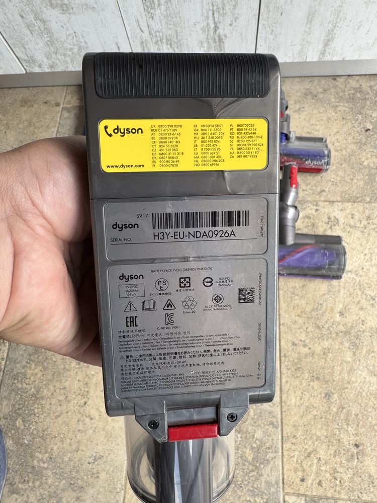 Aspirator Dyson V11 SV 17 full accesorii