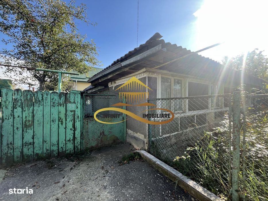 Casa bătrânească de vânzare in Bacău